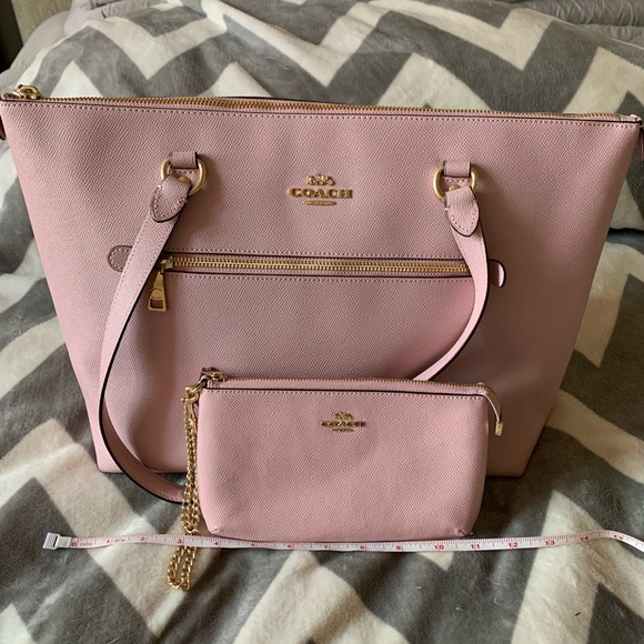 Coach pink tote and wristlet - Picture 3 of 13